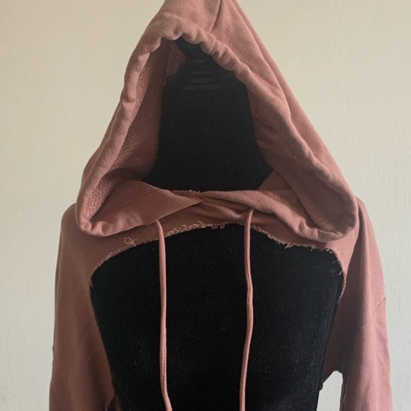 Fashion Nova Cropped Top Hooded Long Sleeve - Picture 4 of 4